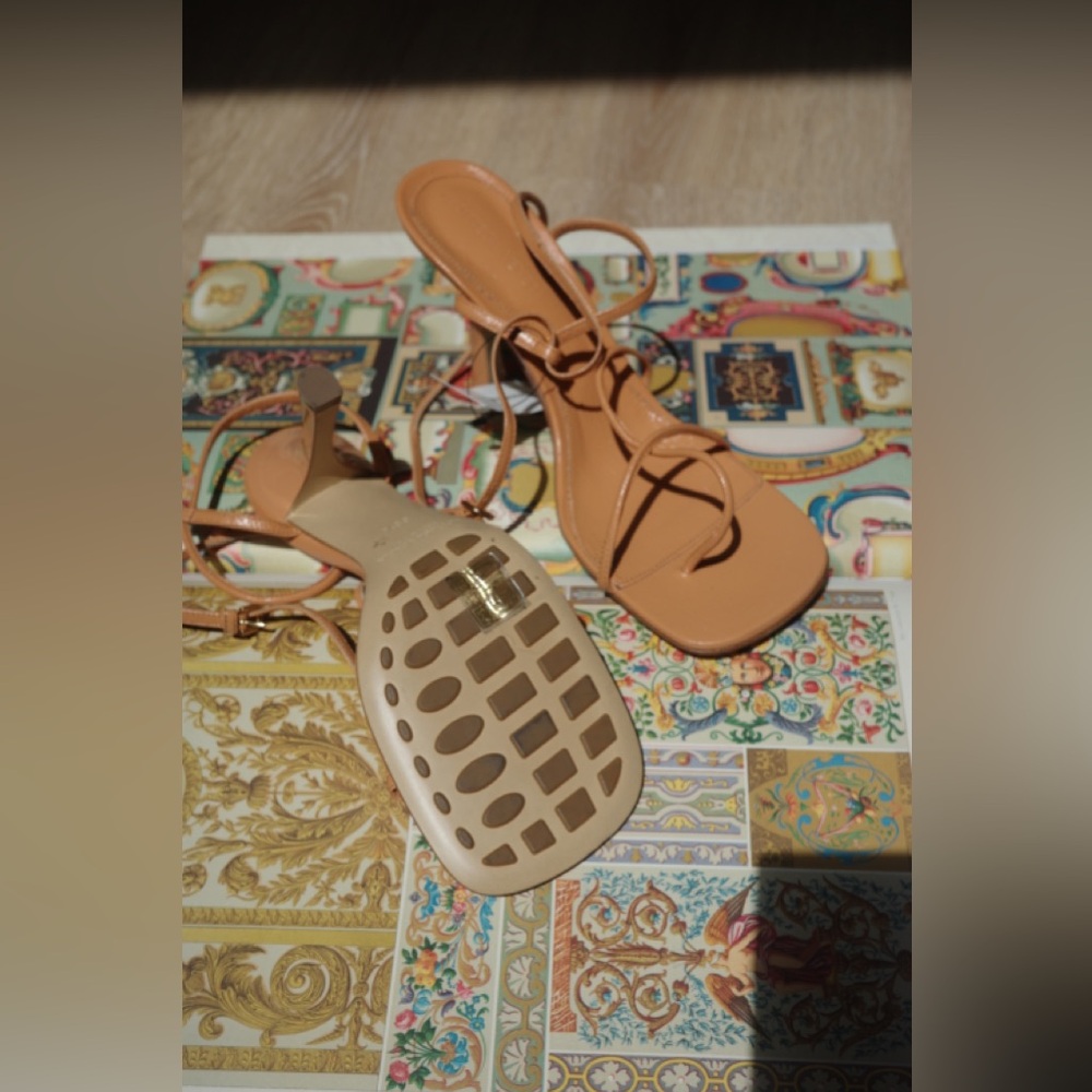 BOTTEGA Veneta brown hottest Sandals size 38/5 8.5 - Picture 7 of 7